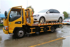 召陵附近拖车救援24小时服务热线